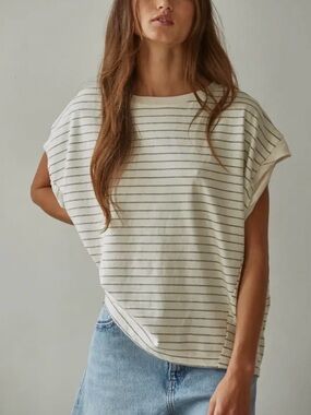Knit Striped Jersey Round Neck Short Sleeve Top By Together NWT